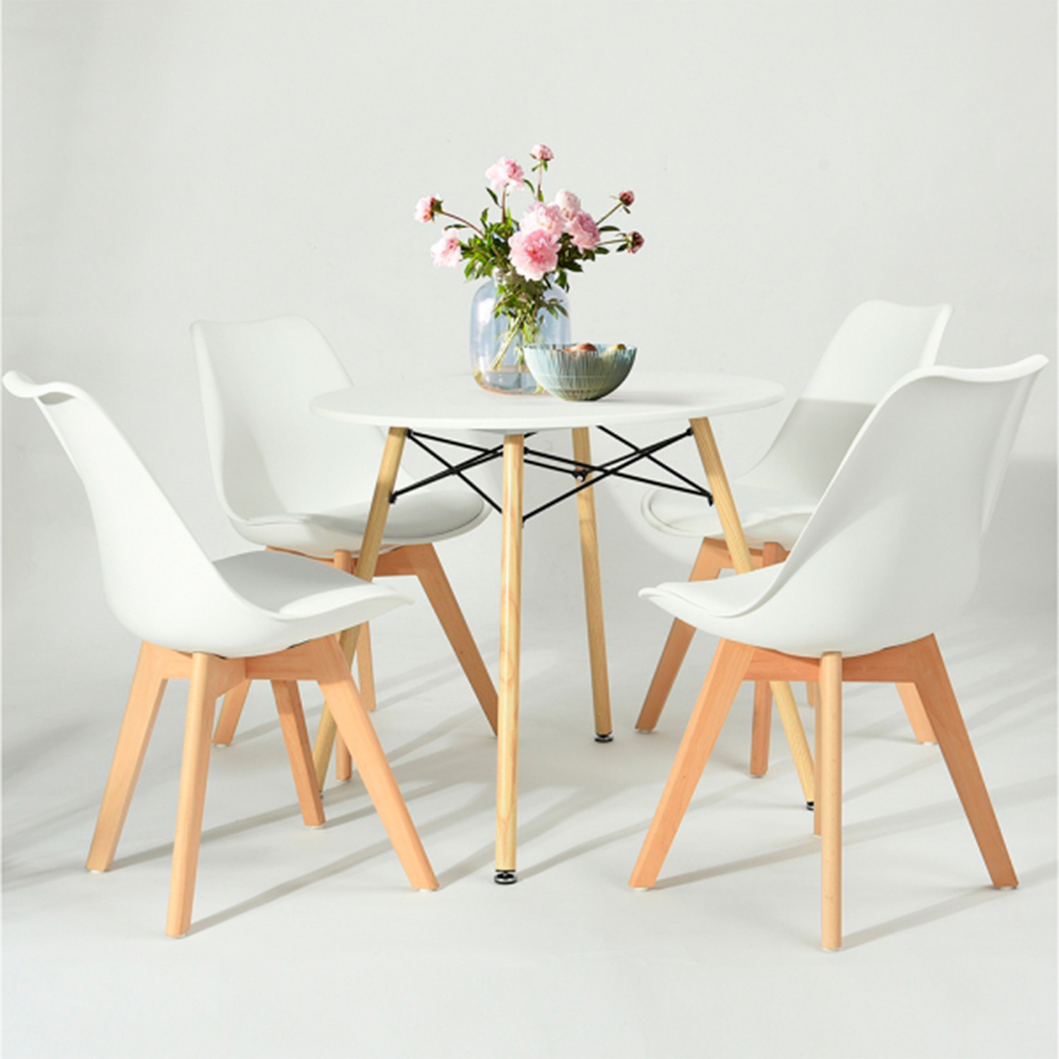 стулья на кухню с деревянными ножками